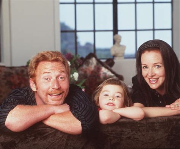 Amy Railsback – Danny Bonaduce Wife, Daughter – Isabella Bonaduce