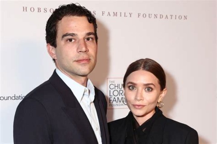 
Ashley Olsen’s Wedding to Louis Eisner Was ‘a Perfect Celebration,’ Source Says 