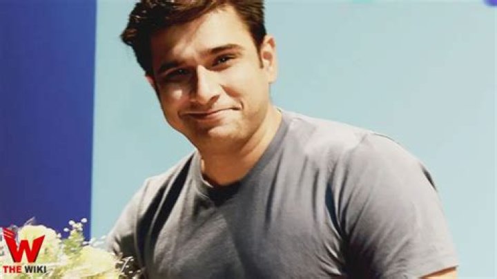 Austin Gomber Height, Weight, Net Worth, Age, Birthday, Wikipedia, Who, Nationality, Biography