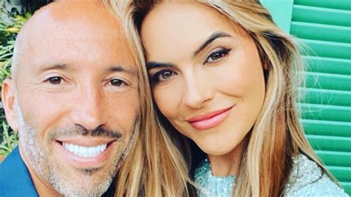 
Chrishell Stause Still Uses Ex Jason Oppenheim’s HBO Login and Messes It Up When She’s Mad at Him 