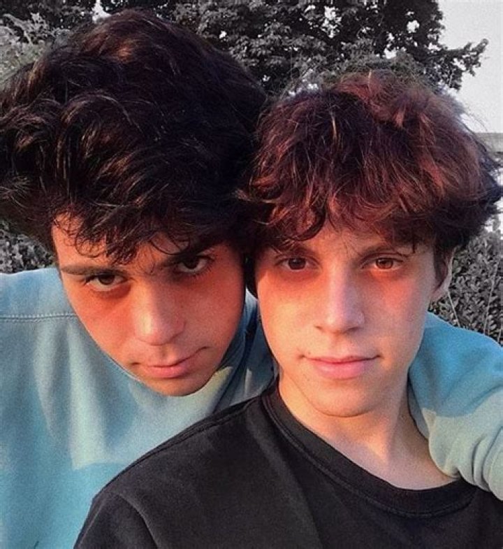 
Everything To Know About Benji Krol Siblings And Family 