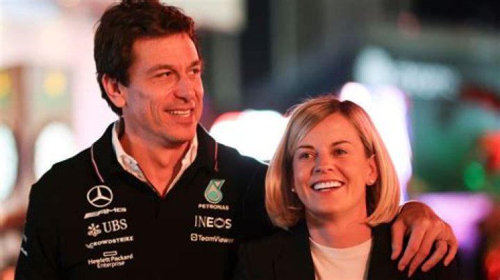 Ex-F1 Driver Riccardo Patrese Is Married To His Wife Francesca Accordi And Has 3 Children, A Son And A Twin Daughters Maddelena and Beatrice