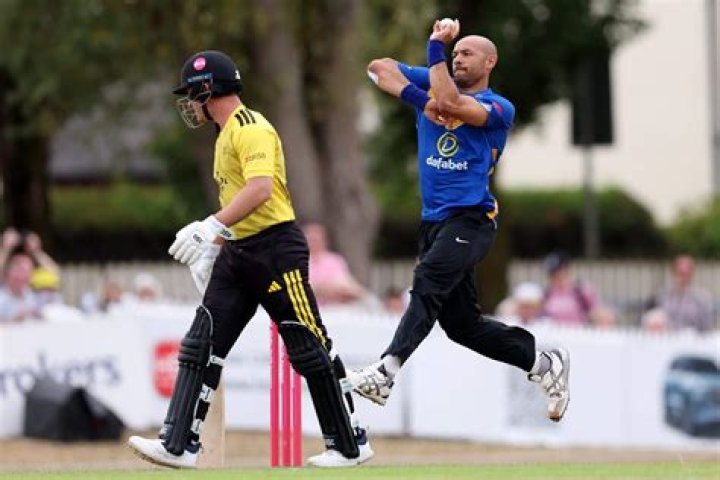 
Fans Wonder If Cricketer Tymal Mills Has A Wife or Spouse, Everything About England Team Player’s Personal Life 