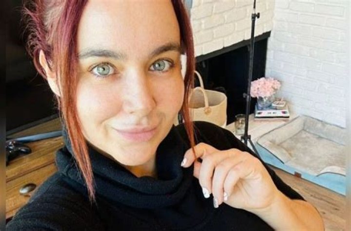 Ginny Lemon Height, Weight, Net Worth, Age, Birthday, Wikipedia, Who, Instagram, Biography