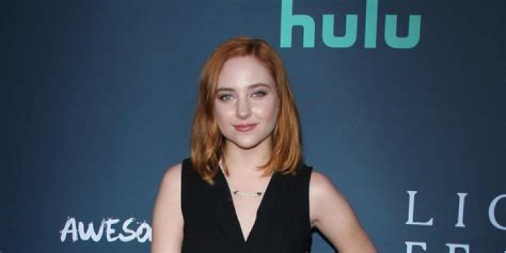 
Haley Ramm’s Wiki – Net Worth, Boyfriend, Engaged, Family 