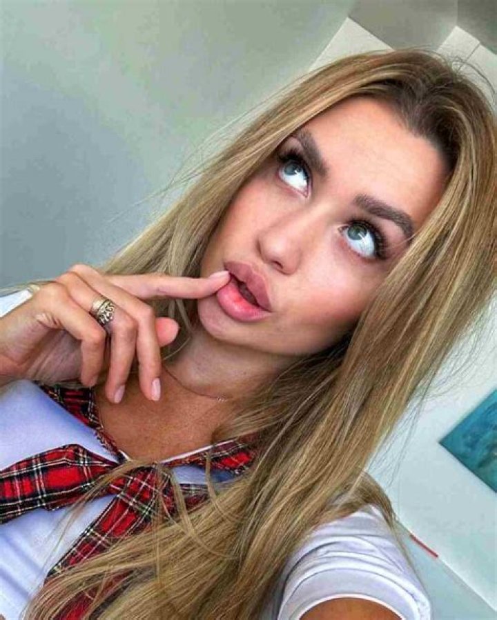 
Heather Ewart Height, Weight, Net Worth, Age, Birthday, Wikipedia, Who, Nationality, Biography 