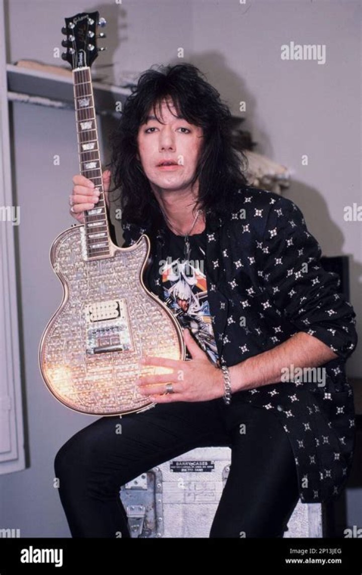 
How did Harvey Jett die? Guitarist cause of death Explained 