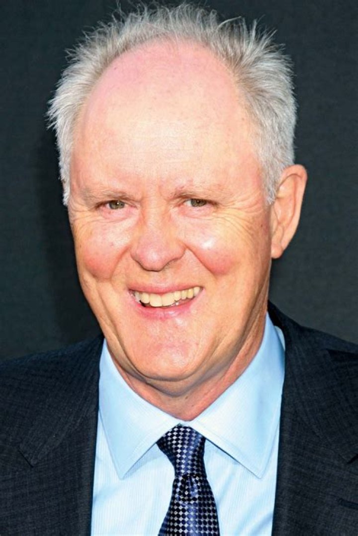
Is John Lithgow Gay? Age, Height, Net Worth 