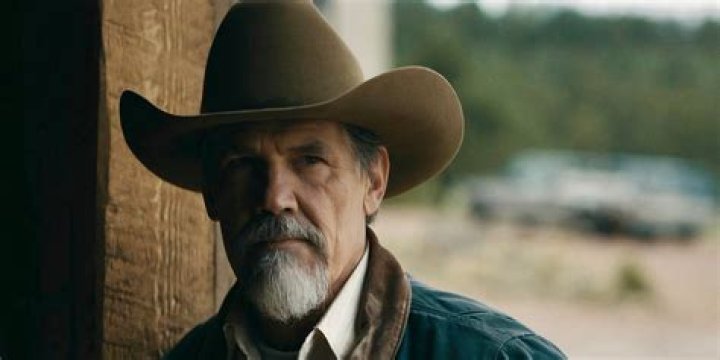 Is Josh Brolin Gay? Age, Height, Net Worth