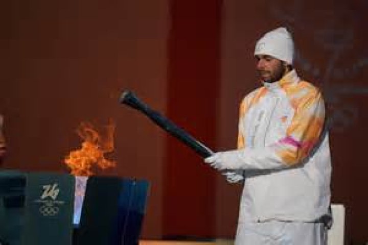 
Is Lenny Henry Ill? The Actor Is The Baton Bearer In Relay To Commonwealth Games 