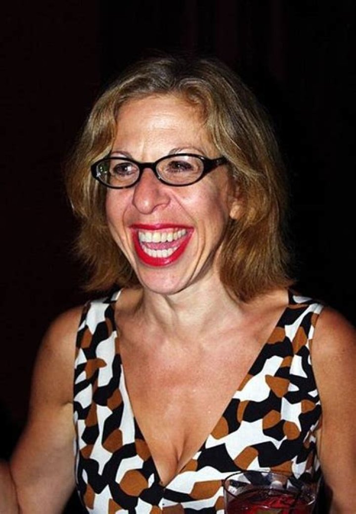 Jackie Hoffman Height, Weight, Net Worth, Age, Birthday, Wikipedia, Who, Instagram, Biography