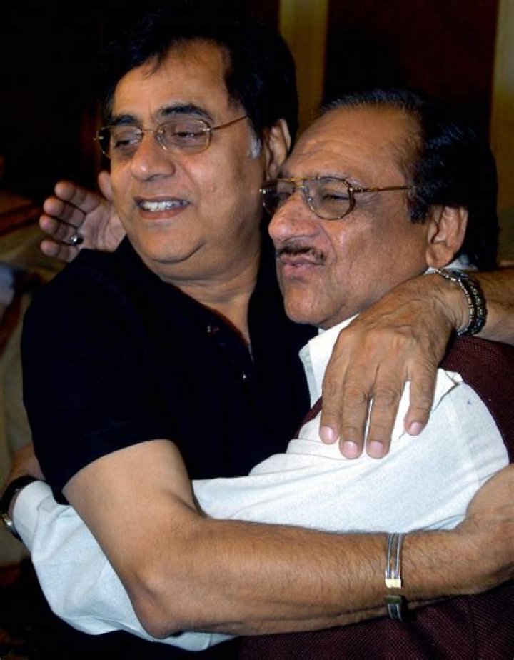 
Jagjit Bhavnani Height, Weight, Net Worth, Age, Birthday, Wikipedia, Who, Nationality, Biography 