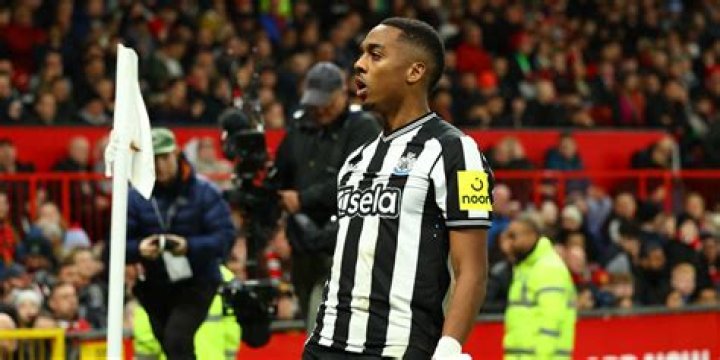 
Joe Willock Height, Weight, Net Worth, Age, Birthday, Wikipedia, Who, Nationality, Biography 