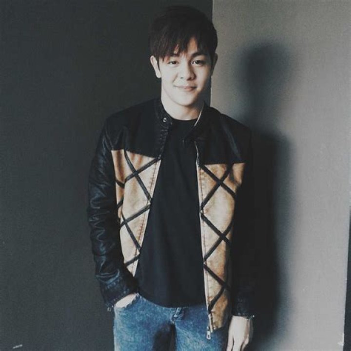 Julian Trono Height, Weight, Net Worth, Age, Birthday, Wikipedia, Who, Instagram, Biography