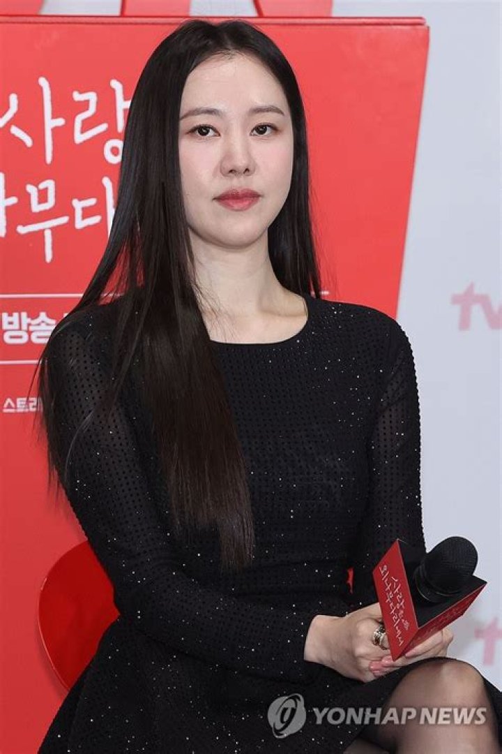 Kim Ye Won Height, Weight, Net Worth, Age, Birthday, Wikipedia, Who, Instagram, Biography
