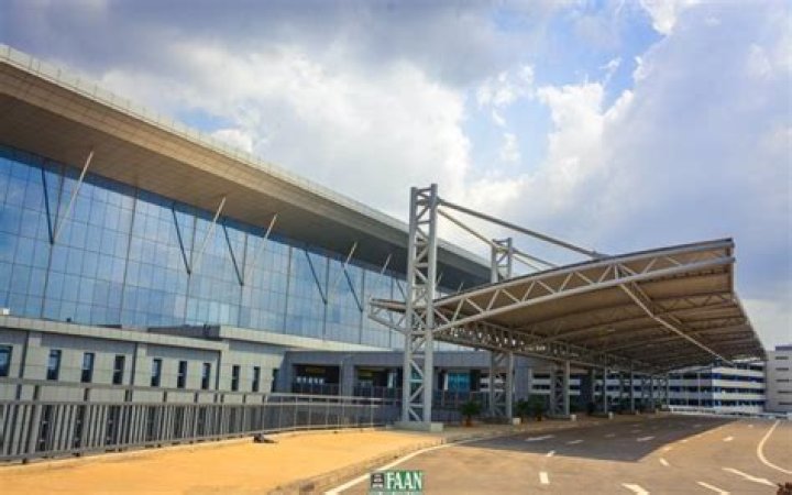 
Lagos Airport Has Been Shut Down 