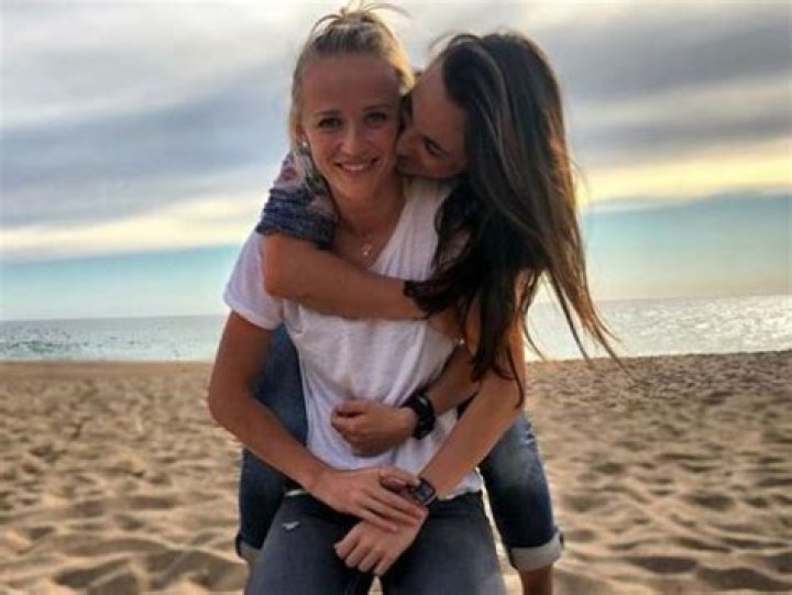Lea Schüller Biography: Boyfriend, Family, Salary & Net Worth