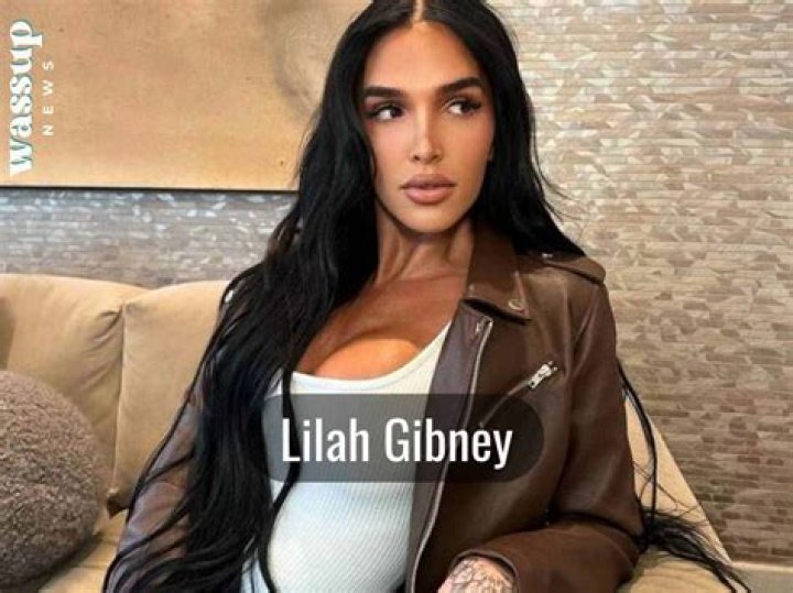 
Lilah Fear Height, Weight, Net Worth, Age, Birthday, Wikipedia, Who, Nationality, Biography 