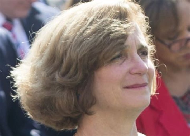 Lynn Rosenman Height, Weight, Net Worth, Age, Birthday, Wikipedia, Who, Instagram, Biography