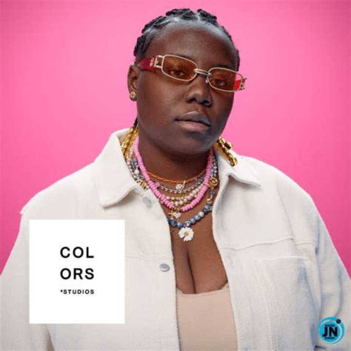 
LYRICS: Teni – Trouble 
