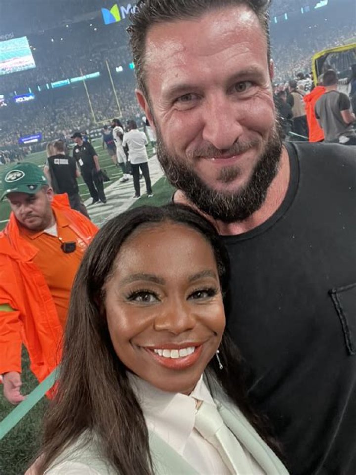 Master Chief Pablo Schreiber Wife 2022 – Has He Remarried After Jessica Monty Divorce?