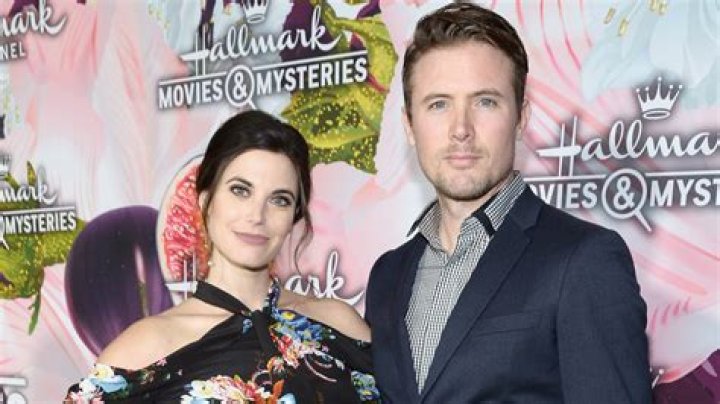 Meet Meghan Ory Husband, John Reardon; Children, Is She Pregnant Again?