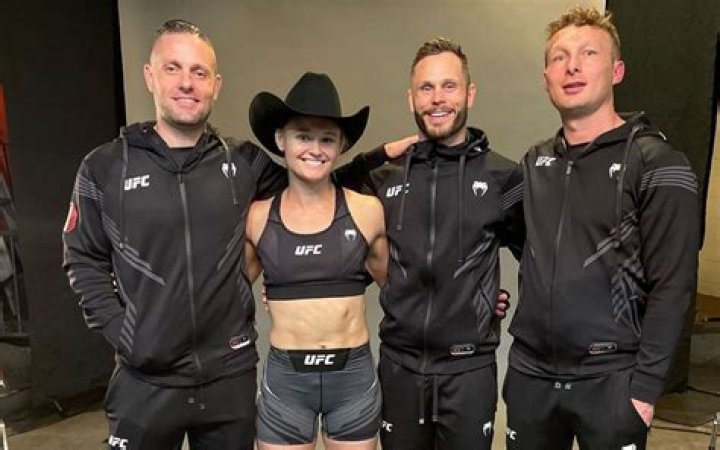 
Meet UFC Couple Tony Kelley And Andrea Lee – What Are His Controversial Comments? 