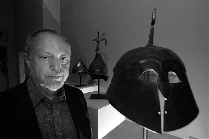 
New York Antique Dealer, Jerome M. Eisenberg, dies at 92 