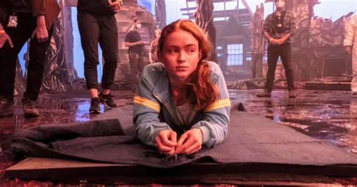 
No, Max Mayfield Doesn’t Die In Stranger Things Season 4 Part 1, Cliffhanger Explained 