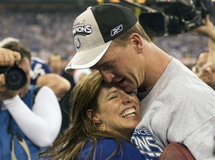 
Peyton Manning’s wife Ashley Thompson Manning Net Worth, Age, Wiki 