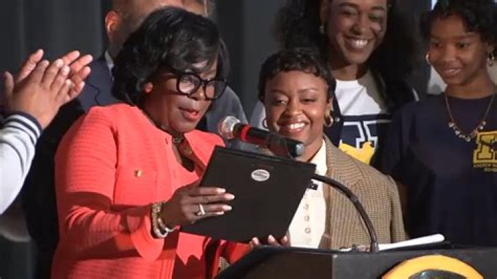 
Quinta Brunson Wins Her First Emmy For ‘Abbott Elementary’ 
