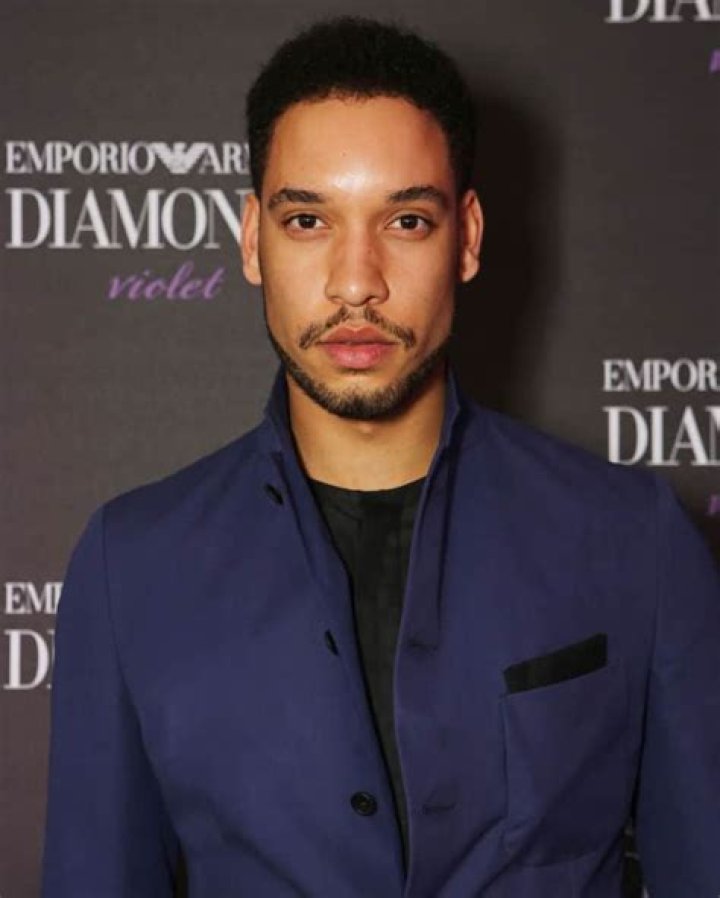 Royce Pierreson Height, Weight, Net Worth, Age, Birthday, Wikipedia, Who, Instagram, Biography