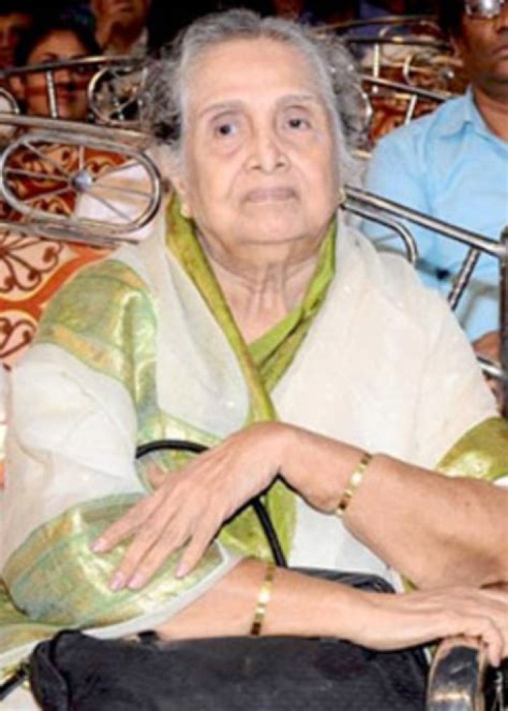 Shubhangi Latkar Height, Weight, Net Worth, Age, Birthday, Wikipedia, Who, Nationality, Biography