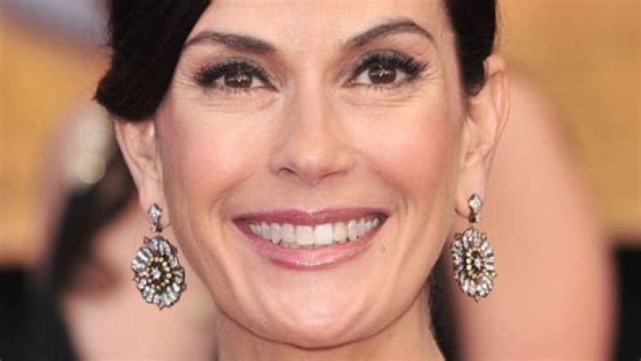 Teri Hatcher Height, Weight, Net Worth, Age, Birthday, Wikipedia, Who, Nationality, Biography