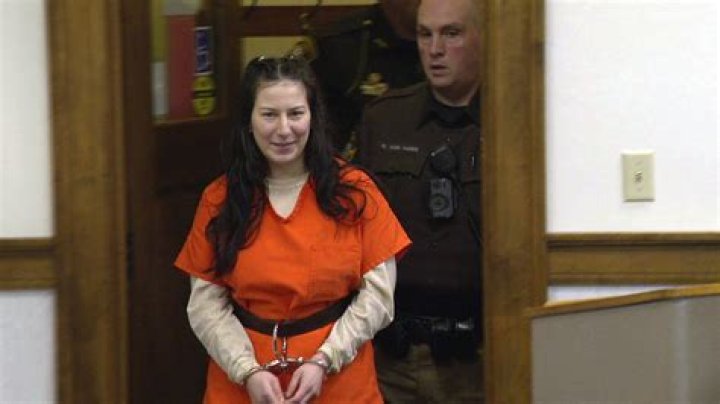 
What are the charges against Ashlie Ruth Clark? Oregon shoplifter sentenced to prison after biting off security guard’s ear 