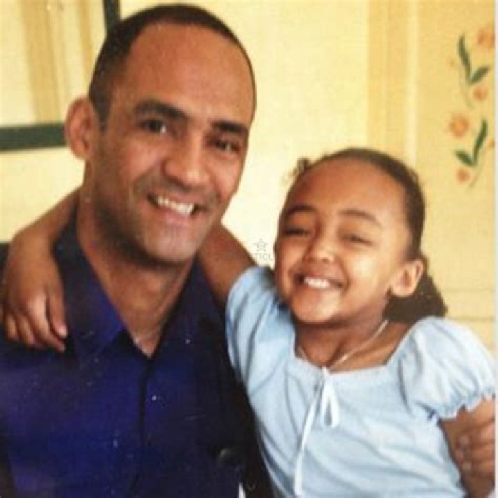 
Who Are Alexandra Mardell’s Mum And Father? Who is her Partner? 