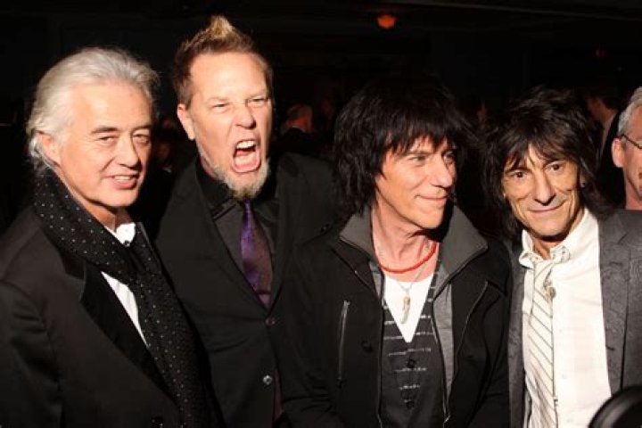 
Who Are Jeff Beck’s Siblings? Did He Have Any? 