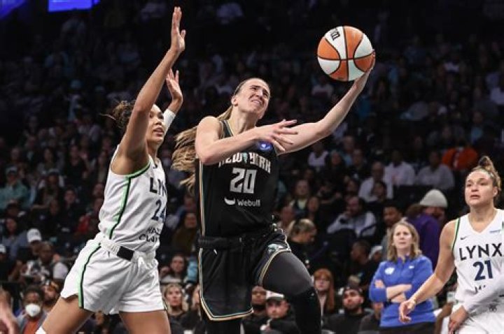 
Who Is Edward ‘Eddy’ Ionescu? Sabrina Ionescu’s Brother Is Also A Basketball Player 
