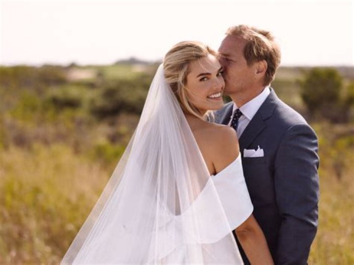 
Who Is Tim Weeks Married To? Details About His Wife Alexa Weeks 