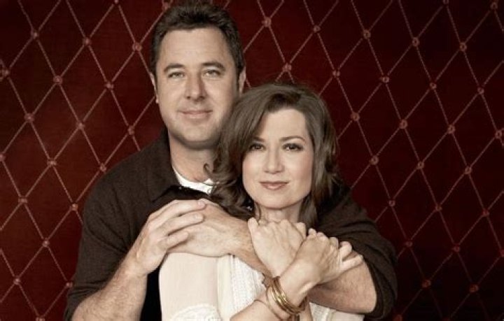 Who Is Vince Gill Married To, How Many Times Has Vince Gill Been Married?