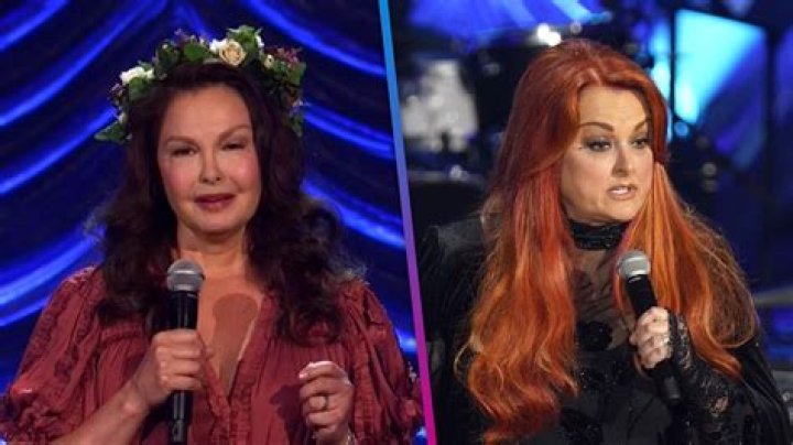 
Wynonna Judd Recalls Saying Goodbye to Late Mother Naomi in First Interview Since Her Death 